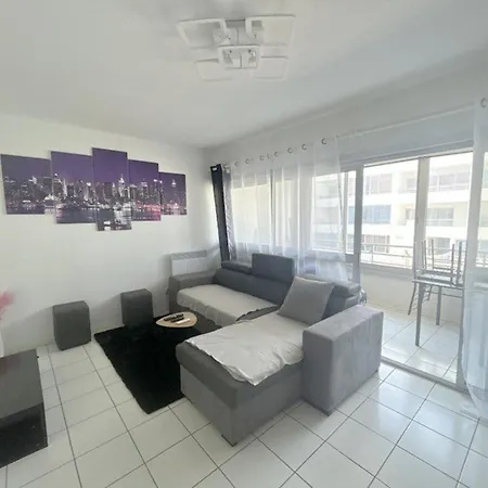 Familial Proche Avec Piscine Collective - Fr-1-529-269