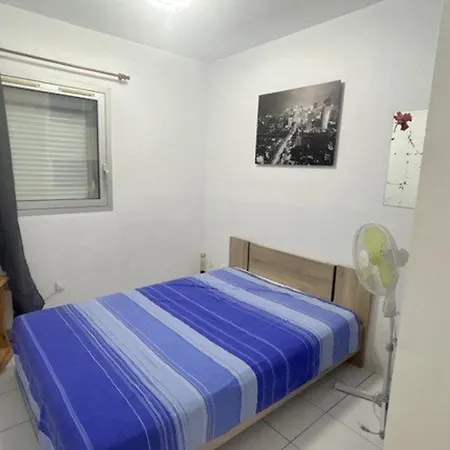 Familial Proche Avec Piscine Collective Apartment *
